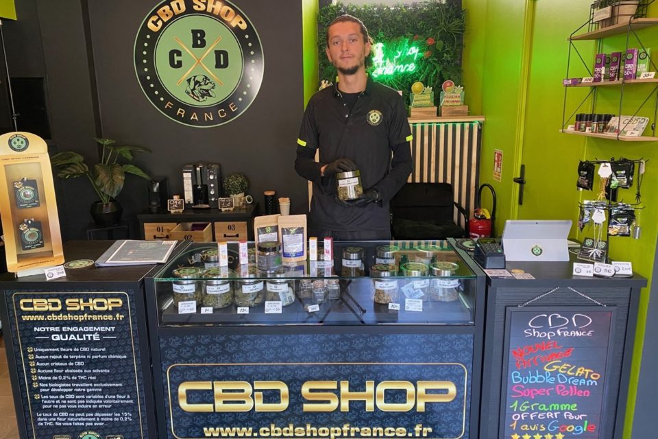 découvrez les meilleures boutiques cbd en france, offrant une sélection variée de produits de qualité. profitez des bienfaits du cannabidiol avec des conseils d'experts et une expérience client inégalée.